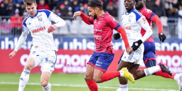 法甲焦点战：斯特拉斯堡VS马赛——攻防博弈下的胜负手与比分推演