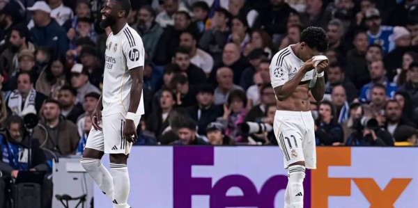 7分钟逆转皇马！曼城主帅瓜迪奥拉三记战术杀招击溃皇马防线！