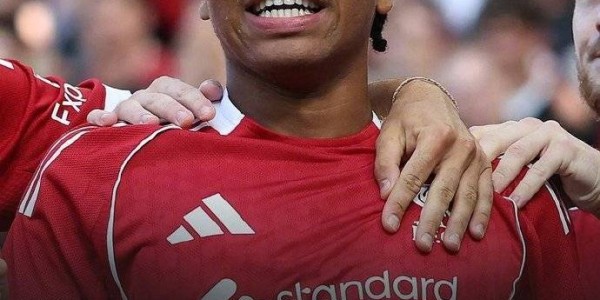 两轮均险胜！詹俊：利物浦后防线抗压令人担心，应优先考虑买格伊