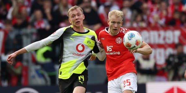 （体育）足球——德甲：多特蒙德胜美因茨