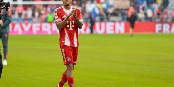 哈曼：利物浦在嘲笑拜仁，花那么多钱买个28岁的迪亚斯还给高薪