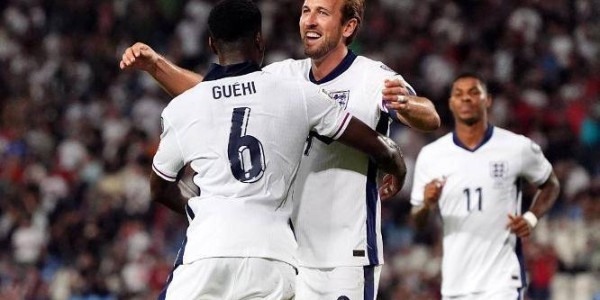 104场100球！凯恩超越C罗哈兰德创世纪纪录，拜仁8连胜领跑