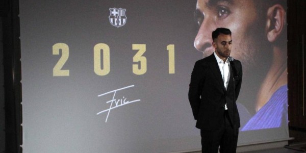 坎塞洛租借加盟巴萨：31岁边后卫的重生之路与西甲赛季影响