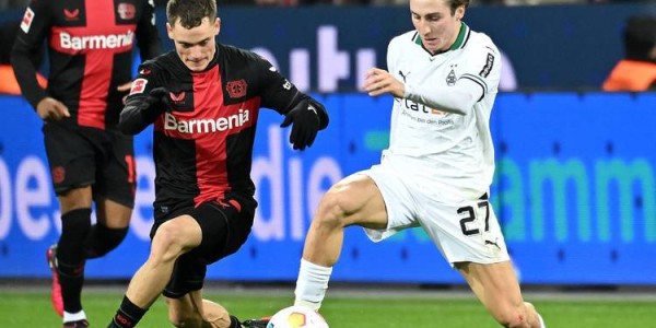 德甲焦点战：勒沃库森主场出击，门兴能否绝境反弹？