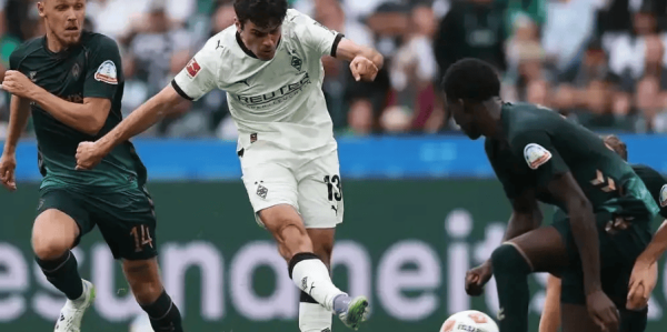 意甲：拉齐奥VS科莫，最新数据比分分析