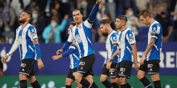 西甲保级生死劫！巴伦西亚主场两连胜迎苦主，奥维耶多 3 连败遇锋线救星？