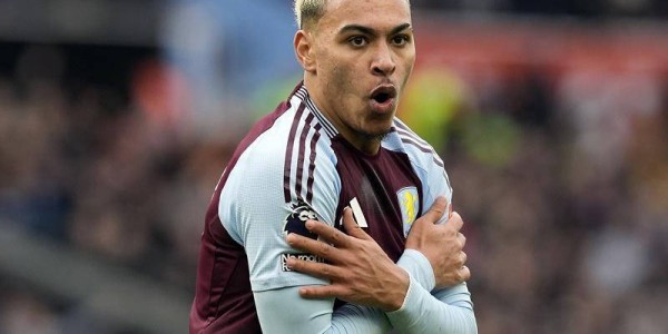 30年客场仅负1次！曼联迎来两大利好，阿森纳和曼城纷纷为其加油助威