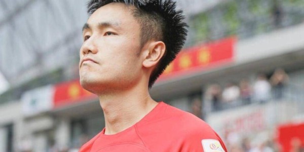 喜讯！武汉三镇左后卫位置将迎来久违强援助阵，曾在意甲梯队效力