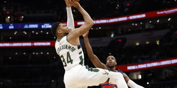 字母哥26+7麦科勒姆28分 雄鹿客场不敌奇才