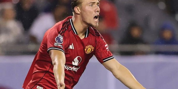 霍伊伦曼联生涯或将画上句号，堪称一场双输的告别