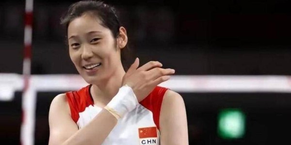 朱婷145万年薪顶全队？意甲豪门800万碾压，保级队只剩绝望