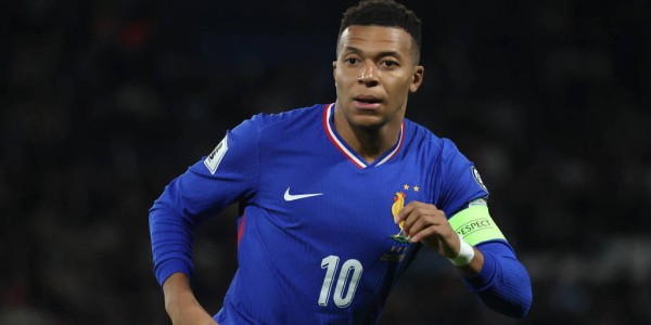 何时破蛋？姆巴佩迎27岁生日 仍0欧冠0金球0世界足球先生