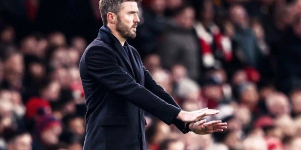 曼联真正考验下周才到来！卡里克敦促球员保持谦卑，自己也不考虑转正问题