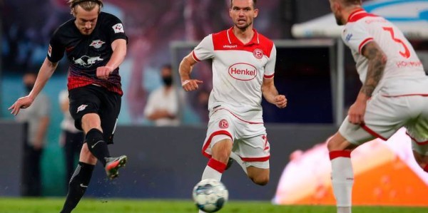 德甲焦点战前瞻：汉堡 VS 海登海姆，谁能率先破局？