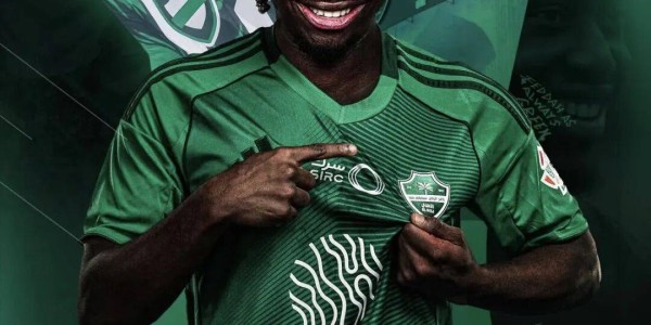 官宣！20年老臣离队！奥纳纳收入翻倍