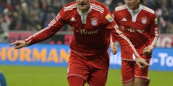 0.81球场！波兰前锋德甲射手榜一骑绝尘，戈麦斯等名将望尘莫及