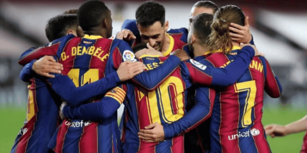 周日010 西甲：比利亚雷亚尔VS埃尔切 黄潜主场稳守欧冠区，保级客队客场难爆冷