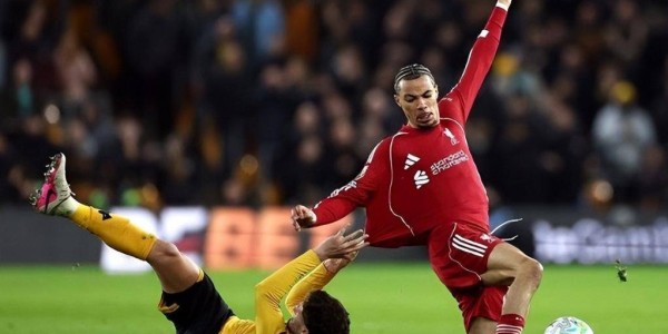 28岁兽腰接班34岁胖虎！卡塞米罗离队前献最后一策，钦点喜鹊队长