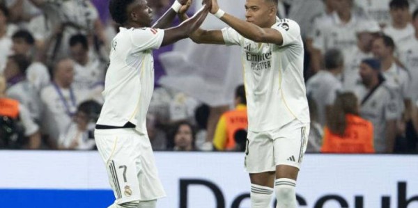 【西甲最新战报】姆巴佩和维尼修斯各入2球，皇马超越巴萨登顶积分榜