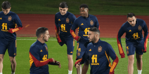 西甲赛事前瞻：西班牙人队与埃尔切队 赛前全方位解析及比分预测