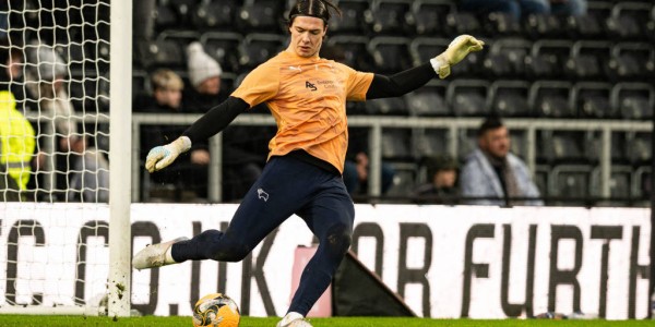 英格兰足总杯第3轮：尼翁托破门贾斯汀建功 利兹联3-1德比郡