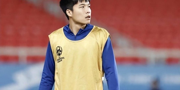 鲁能转会窗憋大招？韩鹏钦定西甲铁卫，31岁老国脚要被三小将抢饭碗