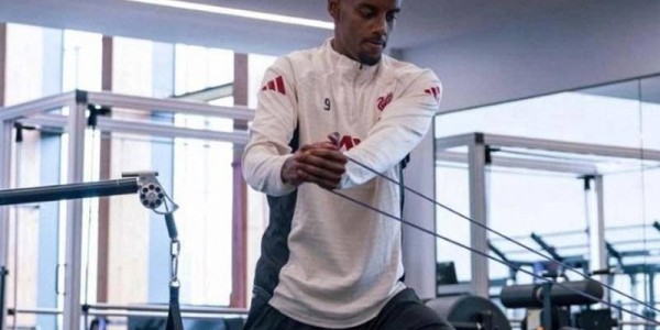 欧冠豪门全胜，巴黎或面临出局压力，皇马拜仁利物浦冲刺前四