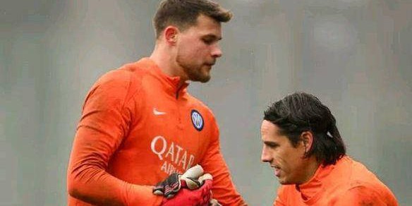 国际米兰应谨慎考虑奥纳纳的重返，小马丁需更多机会发展