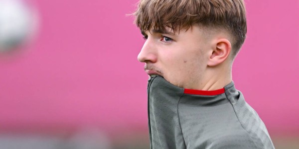 奥利塞的逆转传奇：如何在德甲对弗赖堡的比赛中成就最佳球员