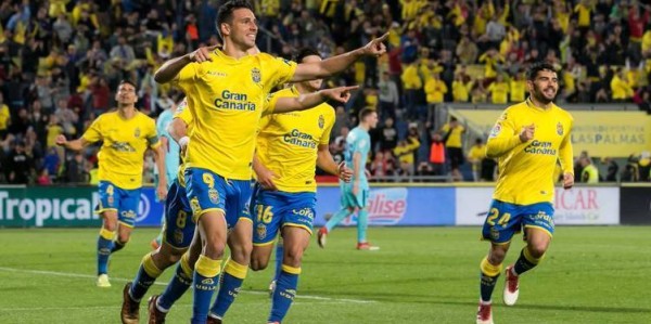 罗马主场迎战帕尔马，攻防稳健，帕尔马客场韧性突出，悬念十足。