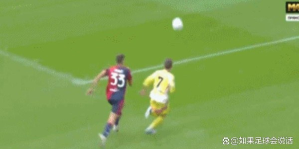 意甲VAR再抢戏！84分钟改判点球背后，裁判头子一句话点破演员的自我修养