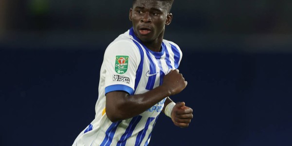 桑乔的迷失与重生：卡拉格对曼联新星的深度剖析