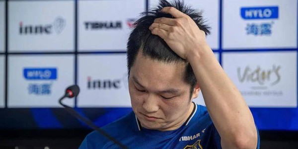 樊振东欧冠首秀3-0，方博赛后点评不留情面，对手实力太弱了