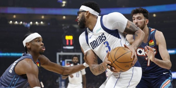 亚历山大33+5+6浓眉仅拿2分 雷霆大胜独行侠迎14连胜