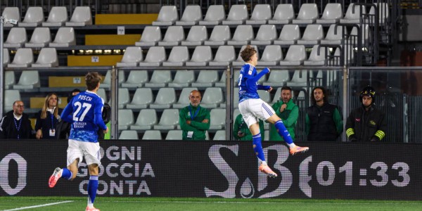 阿尔贝蒂尼：意甲海外赛的意义与挑战，如何平衡球迷期待与商业利益？