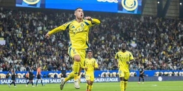 心灰意冷！曝卡塞米罗考虑离开曼联 要去沙特投奔C罗