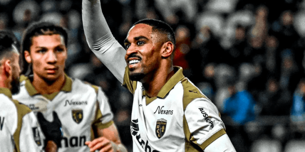 5-0！法甲巨变：120年老店成联赛第1 10年铁律宣告12亿欧巴黎凉了