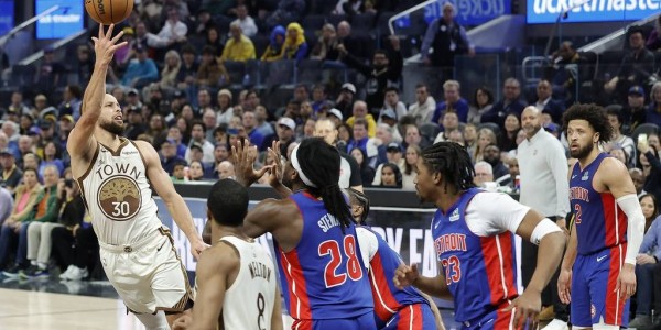 库里23分&amp;伤退坎宁安29+11 勇士不敌活塞