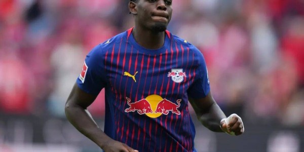 利物浦领衔！英超3强哄抢德甲中卫解约金高达9000万