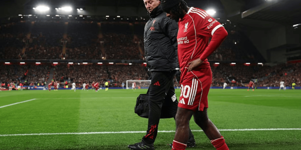 斯洛特暗示暂不引援，尽管利物浦伤病问题持续加剧