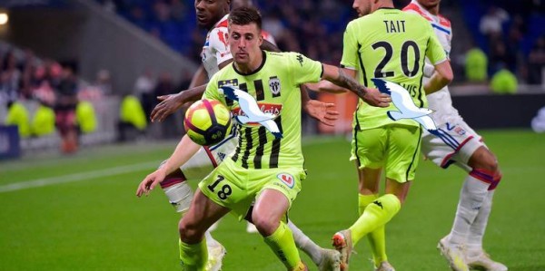 主场涅槃战？法甲对决：里昂能否撕碎图卢兹客场不败防线？