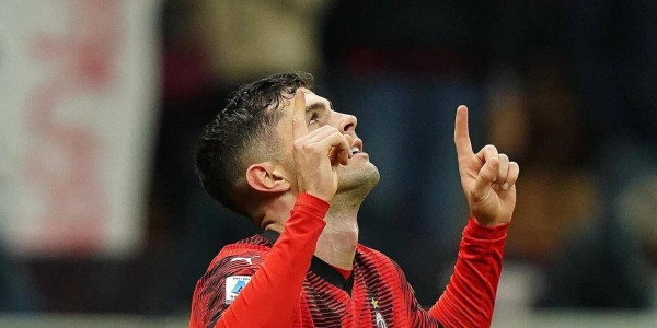 2-0米兰意甲首胜，赛后球员评分出炉，诞生出4个不可思议