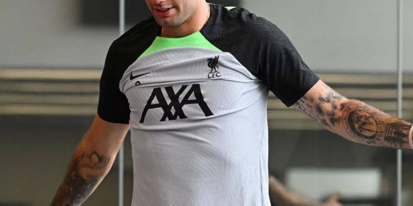 25岁索博斯洛伊同意续约，利物浦锁定中场核心