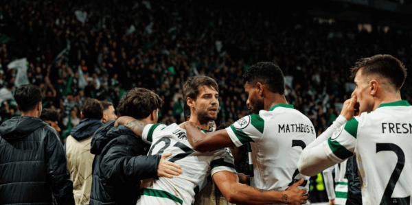 1-3！1-2！足坛疯狂一夜，曼城爆冷，巴黎倒下，国米被灌3球