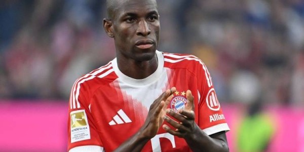 记者：拜仁明年春天可能与切尔西谈杰克逊永久转会，希望压低价格