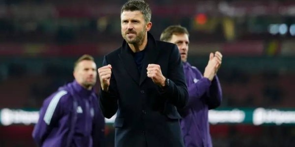 2-0通杀英超BIG5！卡里克三招激活崩溃曼联，把毒药变解药！