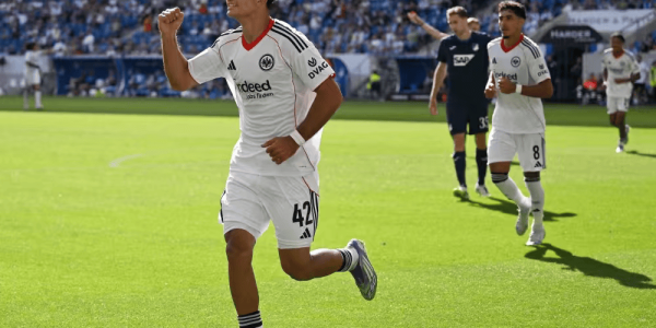 欧冠杯焦点战：马德里竞技 VS 法兰克福，对攻大战一触即发，德甲劲旅能否顶住西甲风暴？