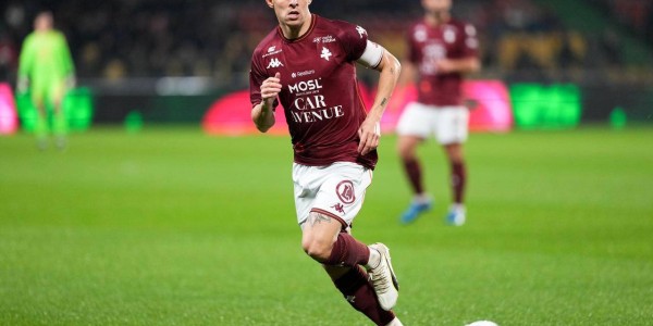 1-0,30岁隆吉耶一剑封喉，率队豪取法甲4连胜，一夜逼近前二