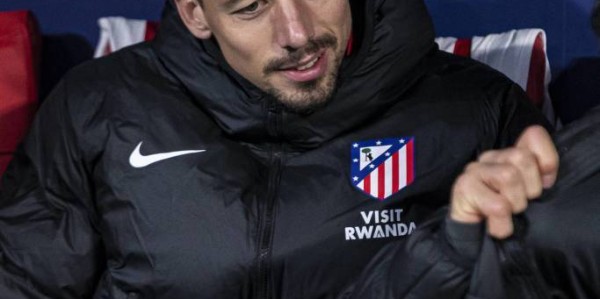 阿连德回归塞尔塔：迈阿密国际的追逐与西甲的未来