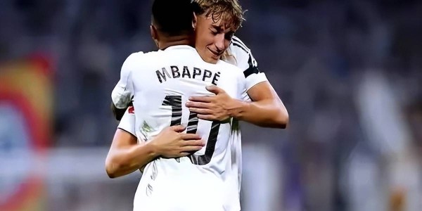 随着皇马3-0，黄潜艇5-0，西甲最新积分榜：巴萨第2，马竞第13